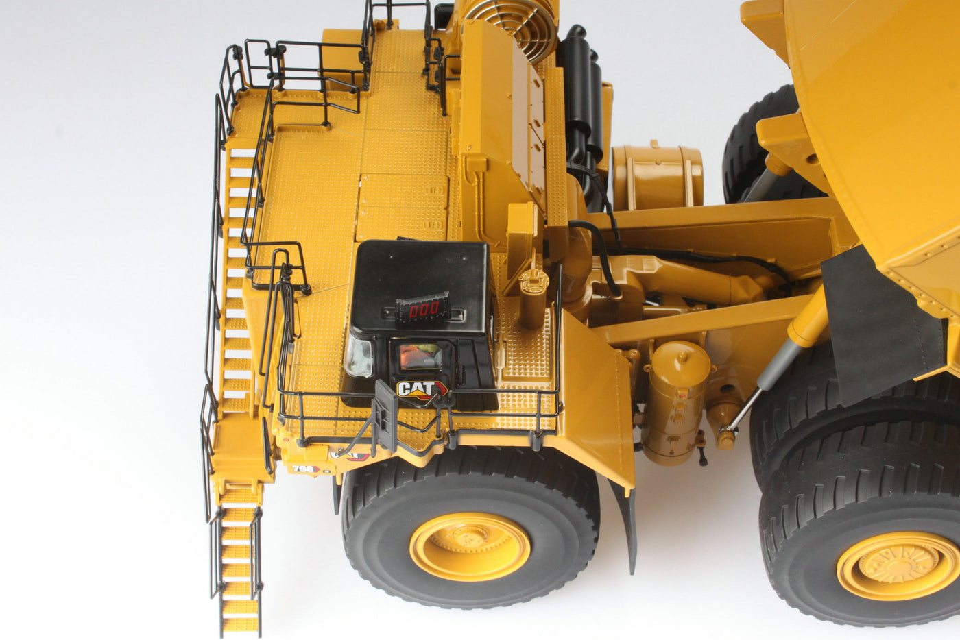 CAT Die Cast 798 AC Mining Truck 1:50