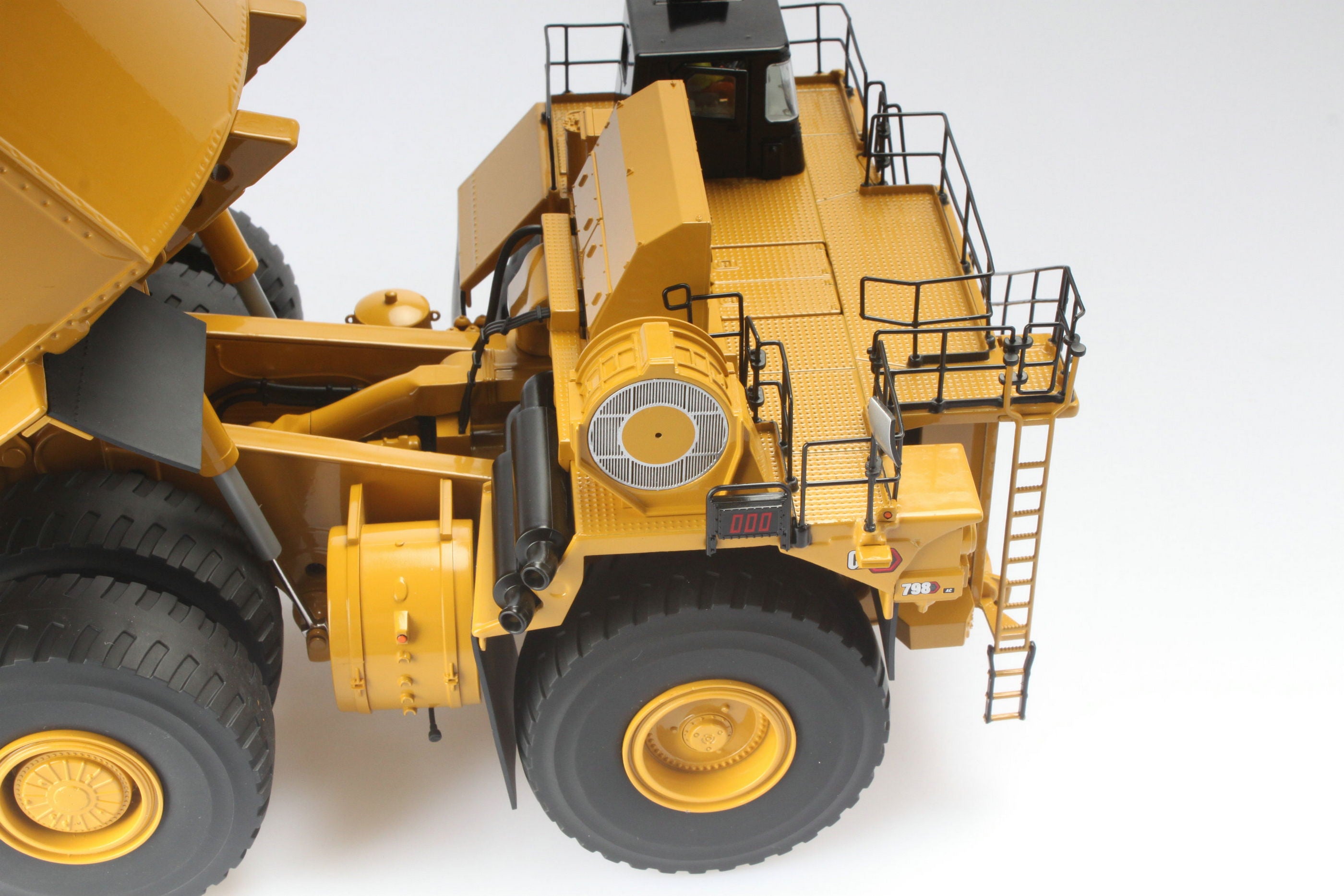 CAT Die Cast 798 AC Mining Truck 1:50