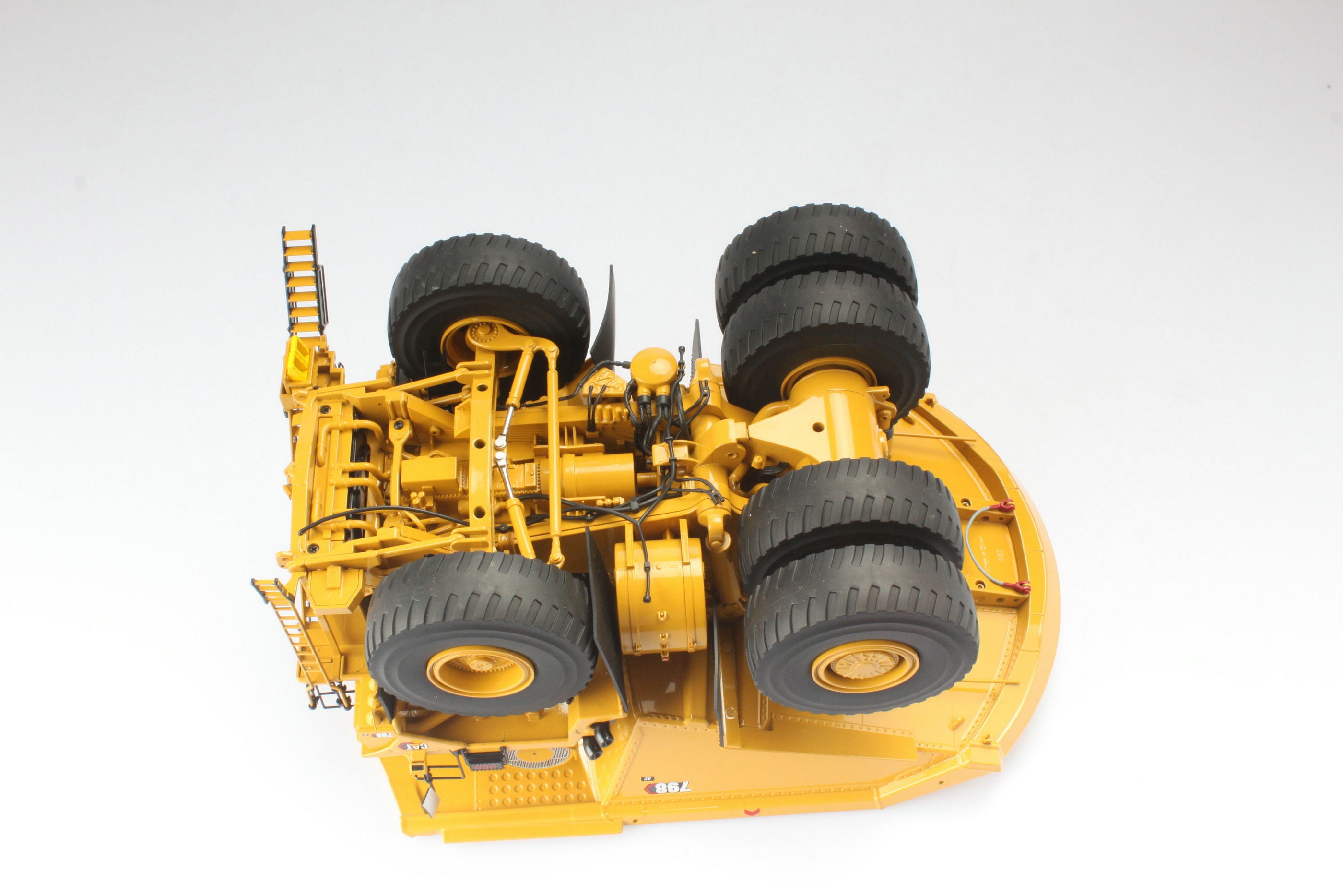 CAT Die Cast 798 AC Mining Truck 1:50